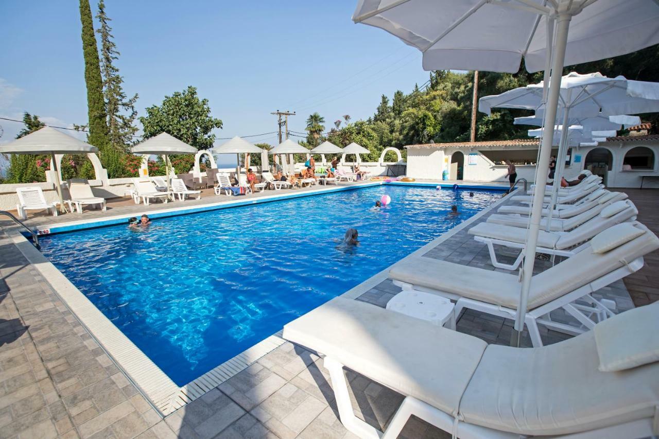 מלון גסטורי Benitses Bay View מראה חיצוני תמונה